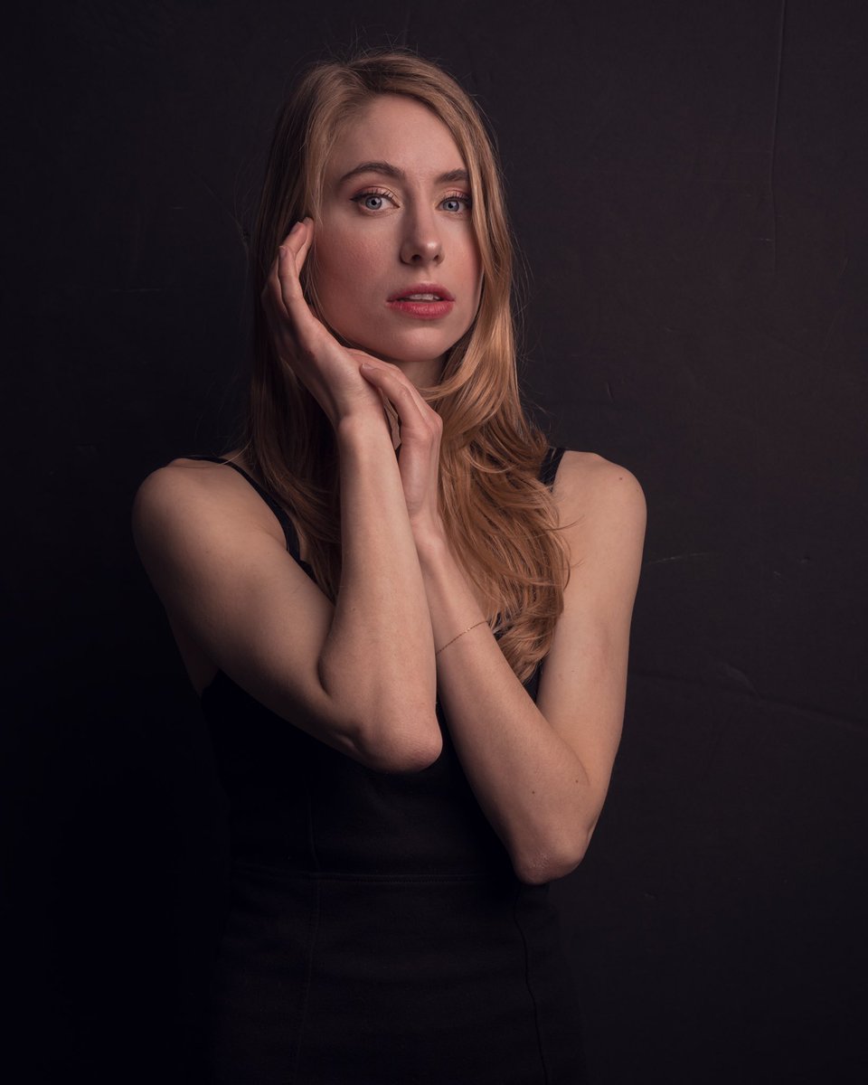 MayhemStudios's tweet photo. Amazing time working with models @FDPhotoStudio
#fdphotostudio
#Sonyalpha
#portraitphotography https://t.co/o0Nc0QZYOh