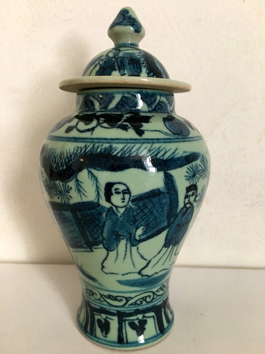 loveretrocrafts's tweet photo. Excited to share the latest addition to my #etsy shop: Chinese blue and white ginger jar vase // Antique reproduction Chinese character painting https://t.co/FFPnvrWBaO #art #stonewarejar #chinesegingerjar #antiquereproduction #pottery #glazedceramic #stoneware https://t.co/iwucl1lEOg