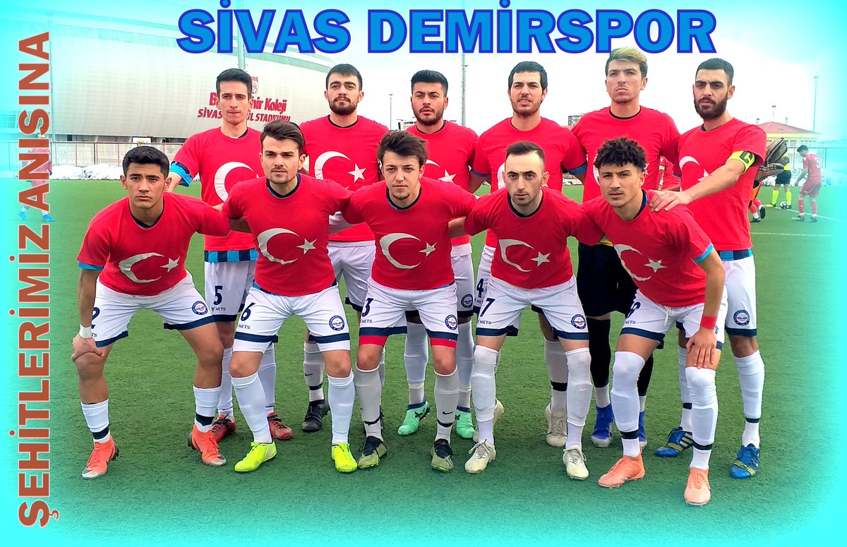 Sivas Demirspor Kulübümüz dünkü karşılaşma öncesi ısınma bölümüne Şehit Mehmetçiklerimiz anısı ve Bahar Kalkanı Harekatına destek amaçlı Türk Bayraklı tişörtle çıktı.🇹🇷🇹🇷