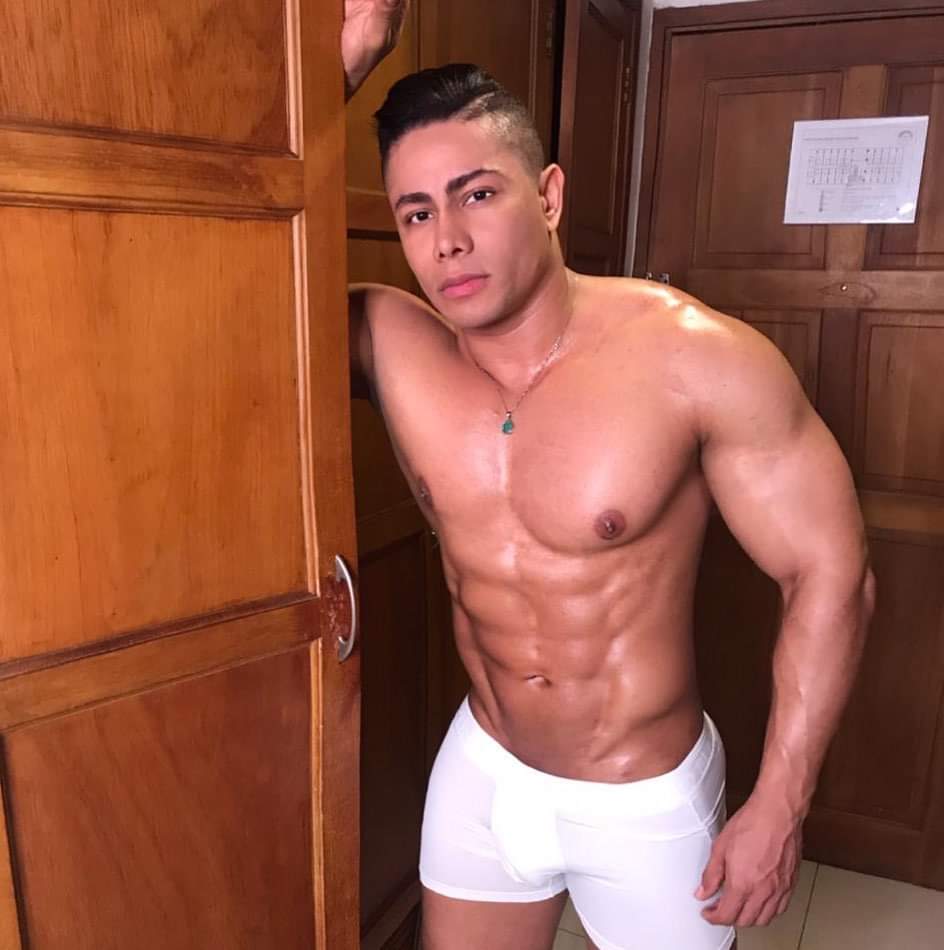 modelsmenworld's tweet photo. All our awesome @modelsmen_h are so #SexyModelsMen #ModelsMen_h #GuysOfTheRed #ChicosDeLaRed #guysexy #Guys #Gays https://t.co/OtARG7l7kO