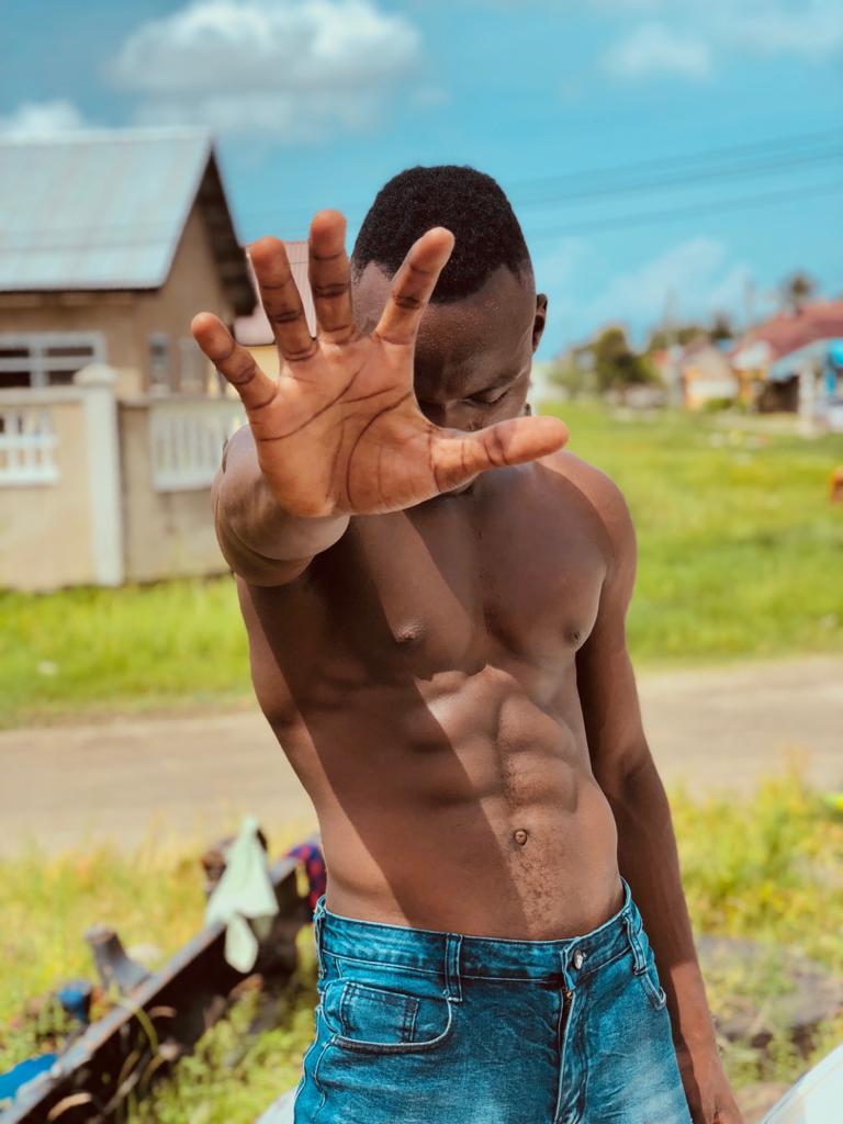Aronmodel's tweet photo. Though the feeling has not passed sad to say our love did not
#modeling #ModelStatus #model2020 https://t.co/sACK41BUSs