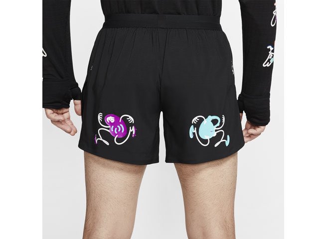 neyagawabase's tweet image. #月曜日はNIKEの日

#TOKYOPACK シリーズにシングレットも入荷しました‼️

柄が入ったパンツもセットアップにオススメです☝️
こういったアパレルは期間限定なので要チェックですよ‼️

🎽シングレット　CT2855
🩳ランパン　CT2856

step-japan.jp/sports/product…