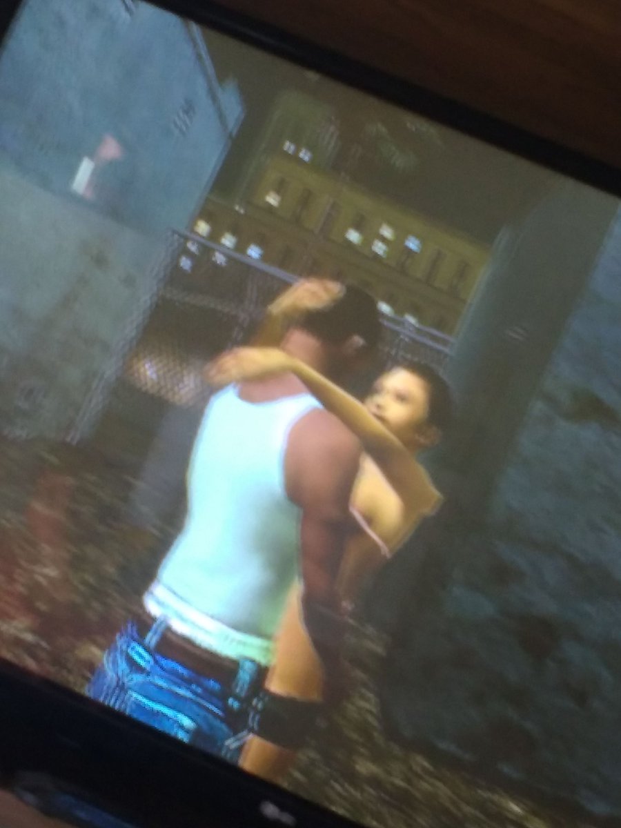 Crizera072's tweet image. Poderia ser a gente, mas voce eh baixinha dmais