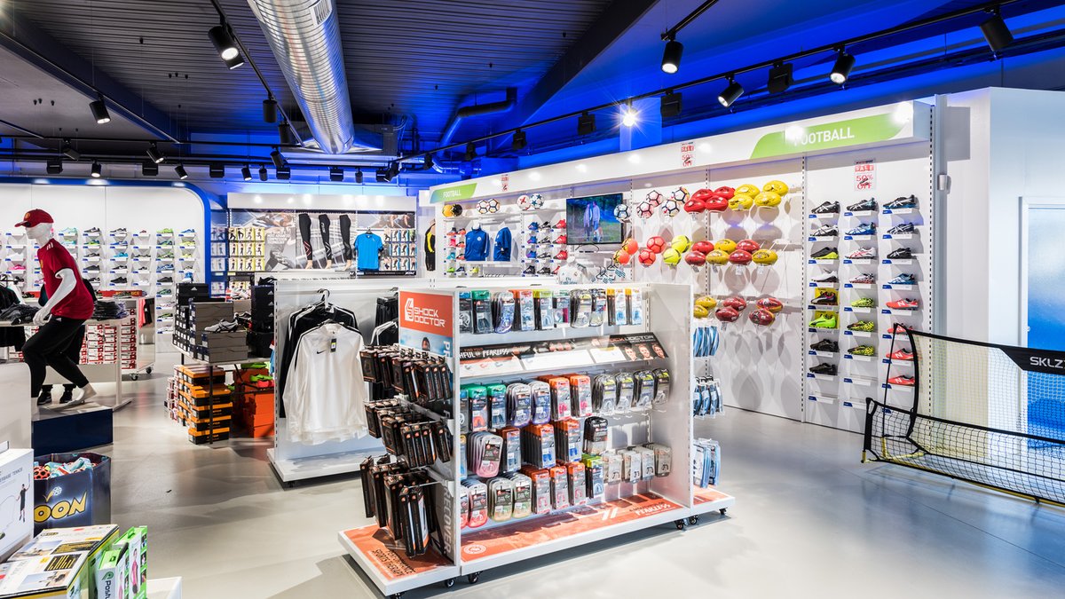 Intersport is the world’s leading sporting brand, with outlets all over the globe. Detail Retail was approached to create an Australian model of the Global brand that could be retrofitted into an existing Independent network of sporting outlets.
