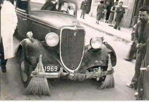 Hamzu7866's tweet photo. Rolls-Royce once used for transportation of city's wastage in Pakistan 🇵🇰
@rollsroycecars @rollsroycemcna @RollsRoyceMedia https://t.co/KgSPaCNvR1