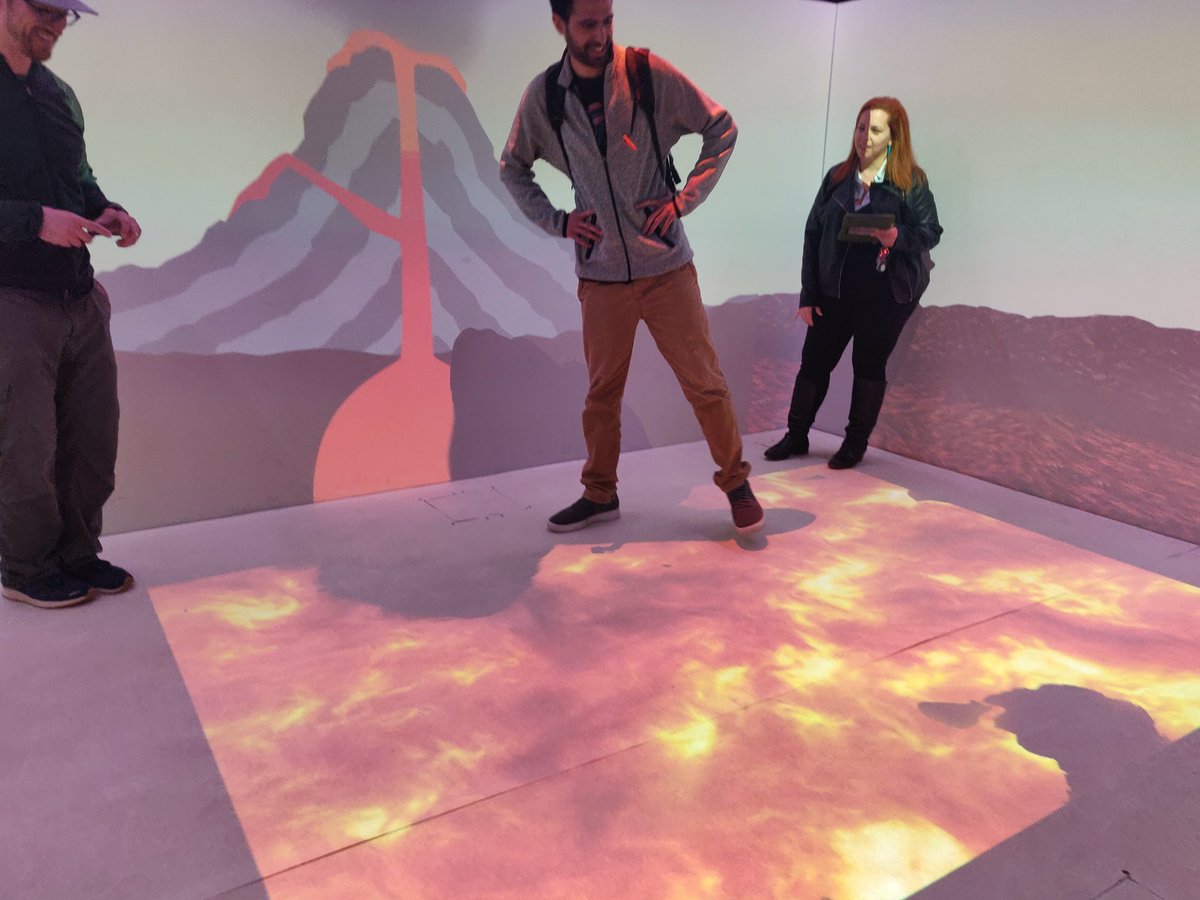 AStrutin's tweet photo. Lovely ADE meet up in Haifa.  Getting to visit @lime_su and see her inspiring space with @Shahar99 and @ryanstrutin as well as share in ideas.  Love that wherever we are in the world we have ADE family! #AppleEDUchat @AppleEDU #everyonecancreate https://t.co/C2NmZuce2L
