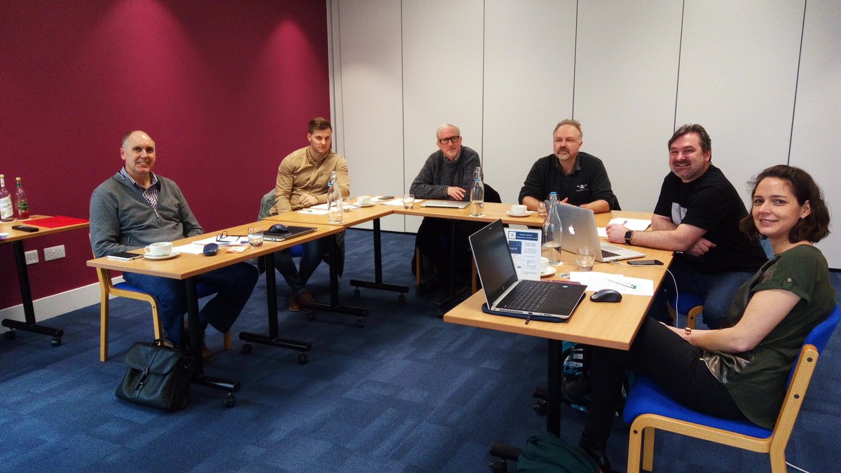 KingsHillMktin's tweet photo. The business owners who battled the torrential rain and sleet to come and learn at our #googleanalyticsworkshop last Thursday were a fabulous group. It was a busy morning with everyone sharing their experiences. @discovery_pa @BoBSouthEast @BriansBN https://t.co/S5pXlN5F0A