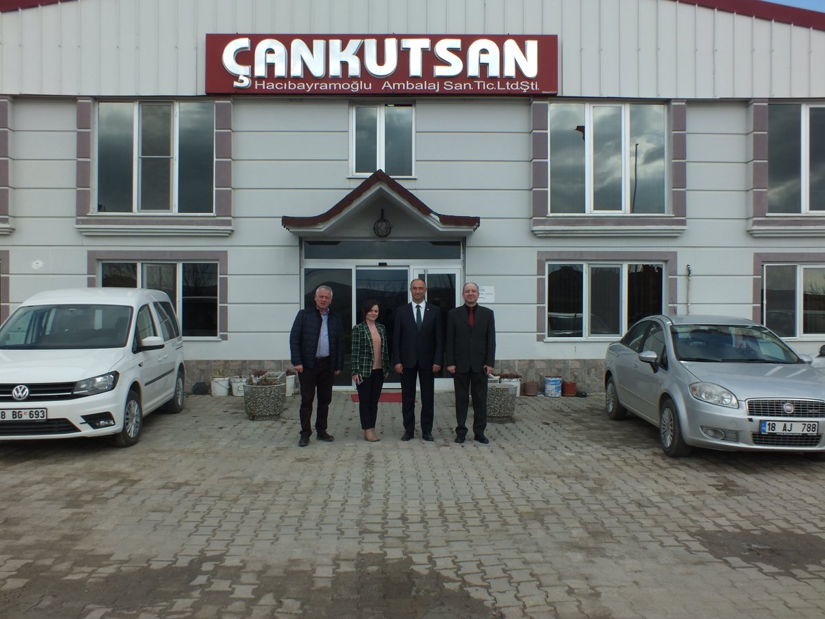 Kardeş OSB, Kastamonu Organize Sanayi Bölgesi Yönetim Kurulu Başkanı Sayın Ayhan KÖMEÇ ve OSB Müdürü Sayın Seçil DİLEKCİ ÇAKMAK Hanımı 28 Şubat 2020 tarihinde misafir ettik. Bu Güzel Ziyaretleri için Teşekkür Ederiz. <a href="/SabanozuOSB/">ŞabanözüOSB</a> #KastomonuOSB #KardeşOSB