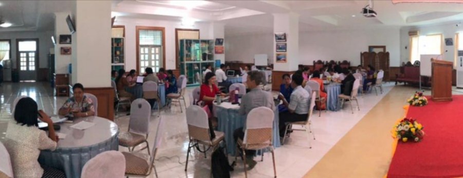 Magallanes_S_86's tweet photo. First day in the workshop @MuEuCAP1 in #Myeik 🇲🇲. The #Myanmar people work in the next step of #Research. The training cotinues with fantastic people of #MyeikUniversity.
More information in 👉🏾  https://t.co/yIX2MbrjTH https://t.co/7KrONkiAwx