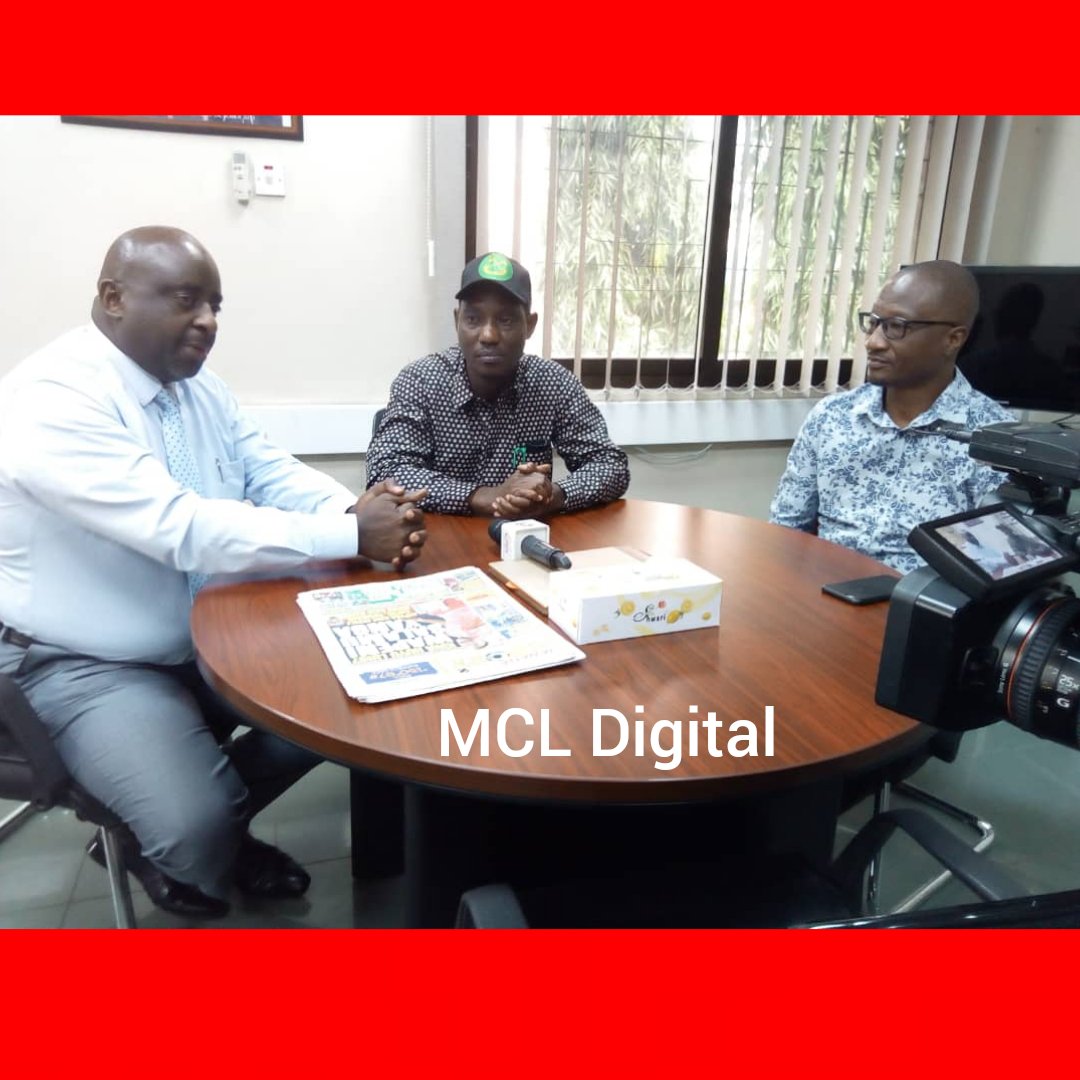MwananchiNews's tweet photo. Mkurugenzi Mtendaji wa Mwananchi Communications Ltd, Francis Nanai (kushoto) akizungumza na Katibu Mkuu wa CCM, Dk Bashiru Ally aliyetembelea Mwananchi leo Jumatatu, Machi 2, 2020. Kulia ni Mhariri Mtendaji wa Mwananchi, Bakari Machumu #MwananchiUpdates #MclDigital https://t.co/RQGqlqe1wl