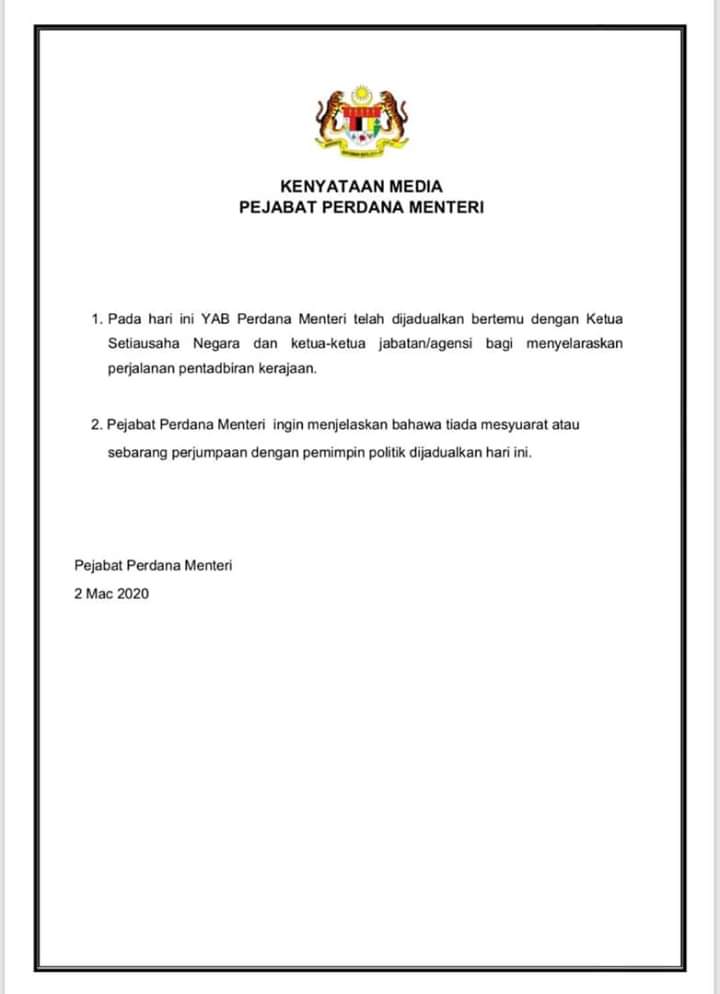 YahyaImran's tweet photo. Sigh. 

Takde Whatsapp group ke? https://t.co/6ylhHXvt0F