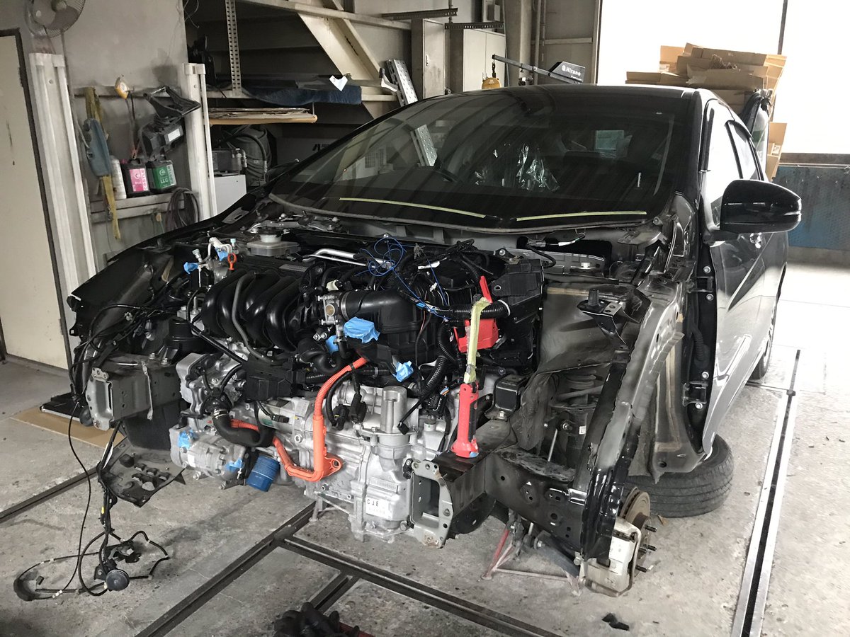 千葉松戸自動車板金塗装修理タキザワ自動車 Pa Twitter ホンダ グレイスハイブリッド 前廻り事故修理 フレーム修正 タキザワ自動車 ホンダ車修理 事故修理 車修理松戸