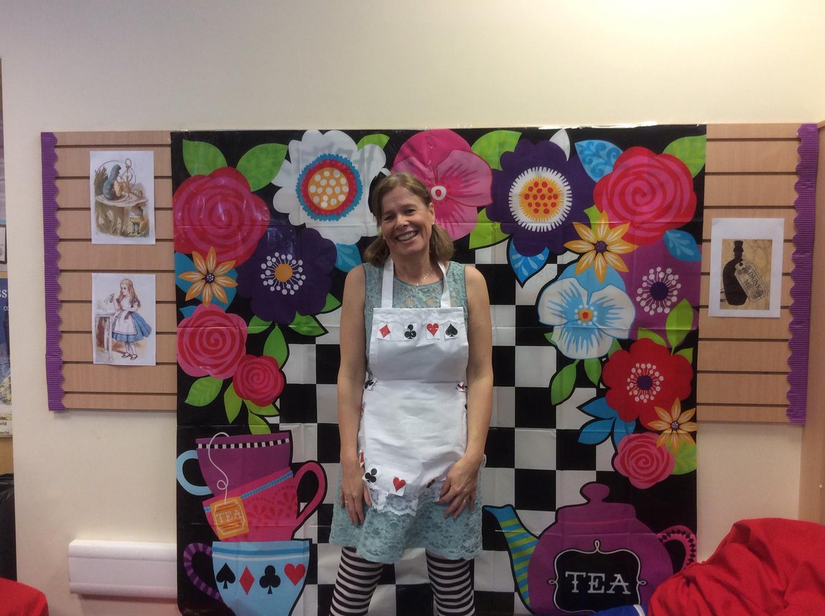 Staff are invited to join in the World Book Day fun once more this Thursday,  and dress up as a book character!! See if the students can guess which character you are!!!