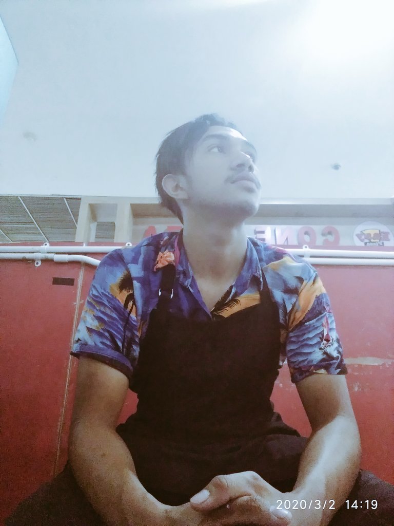 guncing's tweet photo. not felling God🤔
#kpork
#efeksepi https://t.co/kcE6BH7Qjd
