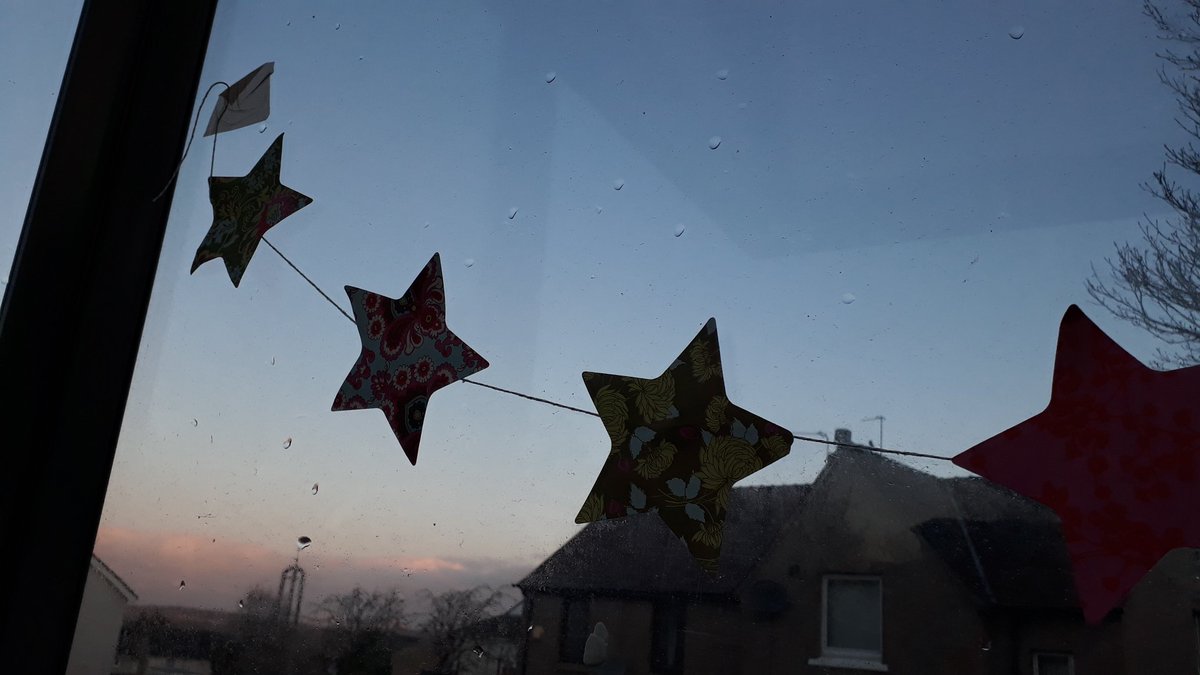 DrumBraeBusStop's tweet photo. Good morning and welcome to International Bus Stop Appreciation Day! Special greetings to all my bus stop siblings! To celebrate there is a chocolate sweetie hidden in the bus stop. #FinditSnapitEatit #BusStopDay #SnapYourStop https://t.co/Ho7lhLf2EL