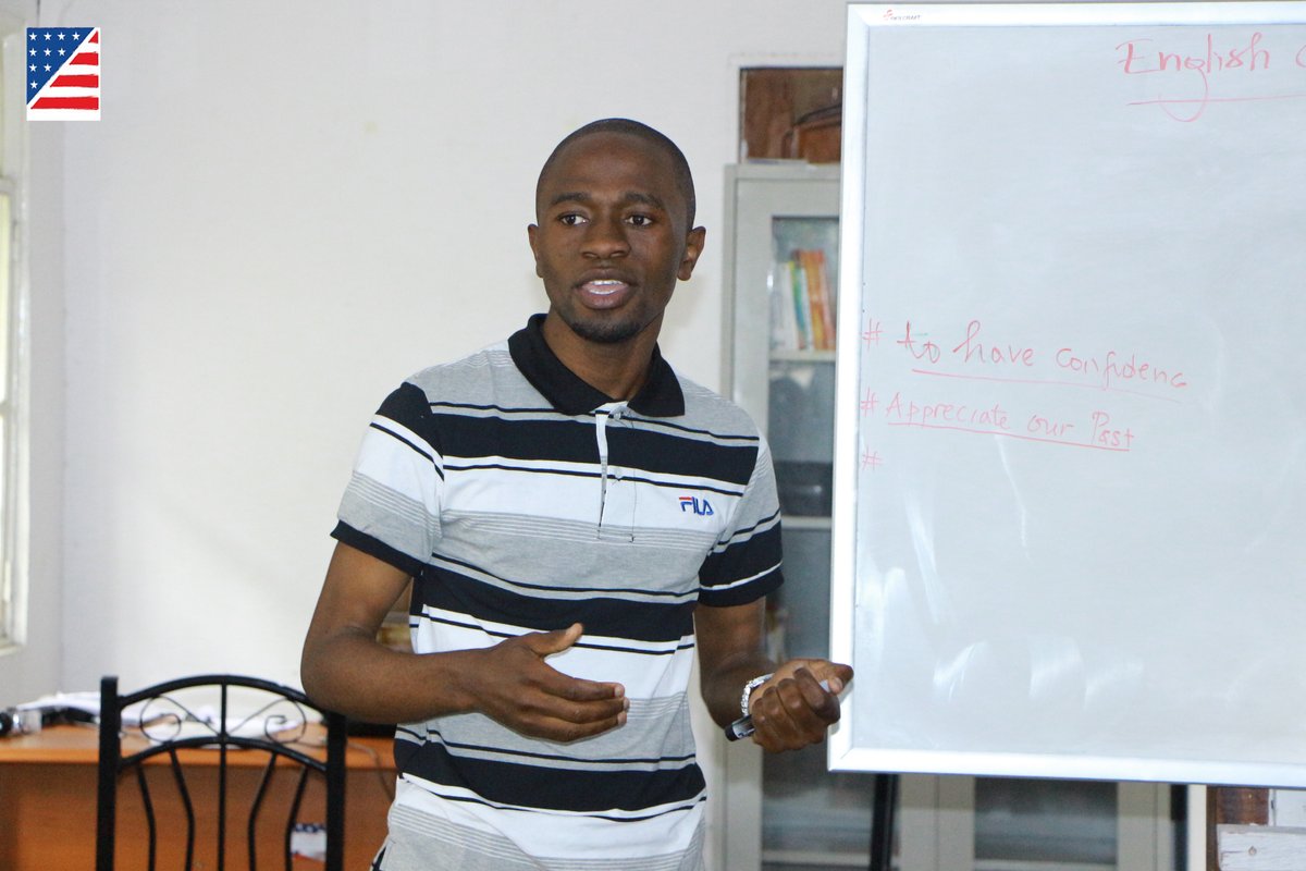 ENGENEER_C's tweet photo. HOME IS WHERE THE LOVE IS.
Each week the American embassy through its program at American shelf (CONGO PEACE NETWORK) located in Goma town organizes a discussion of young people on different themes.
@USAmbDRC
#DRCAgainstCorruption
#yaliunites
@YALIRLCET https://t.co/hcKKyz6LiU
