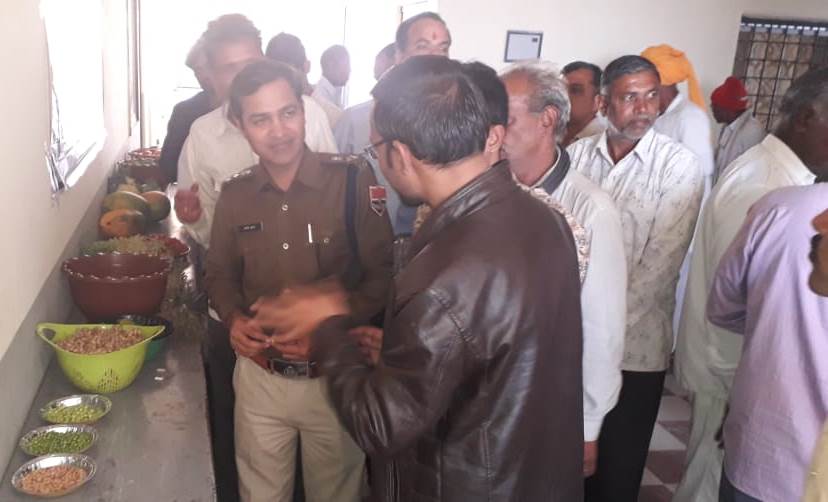 CUTS_CHD's tweet photo. #GoOrganic #GoodForYou #GoodForNature
District Level Organic fair held at #Pratapgarh & #Bhilwara districts #Rajasthan under ProOrganic II Project. #Organic products were displayed by organic farmers. Progressive #Farmers and #Consumers attended during the organic fair. https://t.co/ky6DtNRS2h
