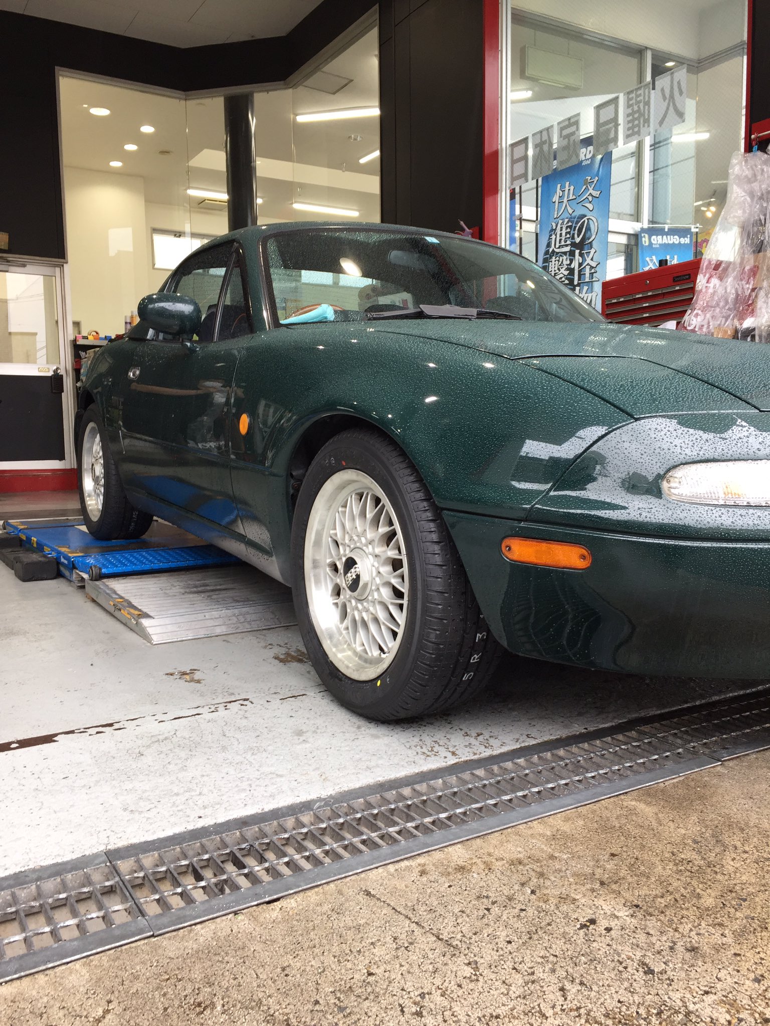 タイヤガーデン南大沢店 Sur Twitter ネオクラッシック な名車に Advan Hf Type Dを装着させて頂きました s のメッシュとサイドウォールの感じがピッタリですね 雨の中ありがとうございました タイヤガーデン 八王子 南大沢