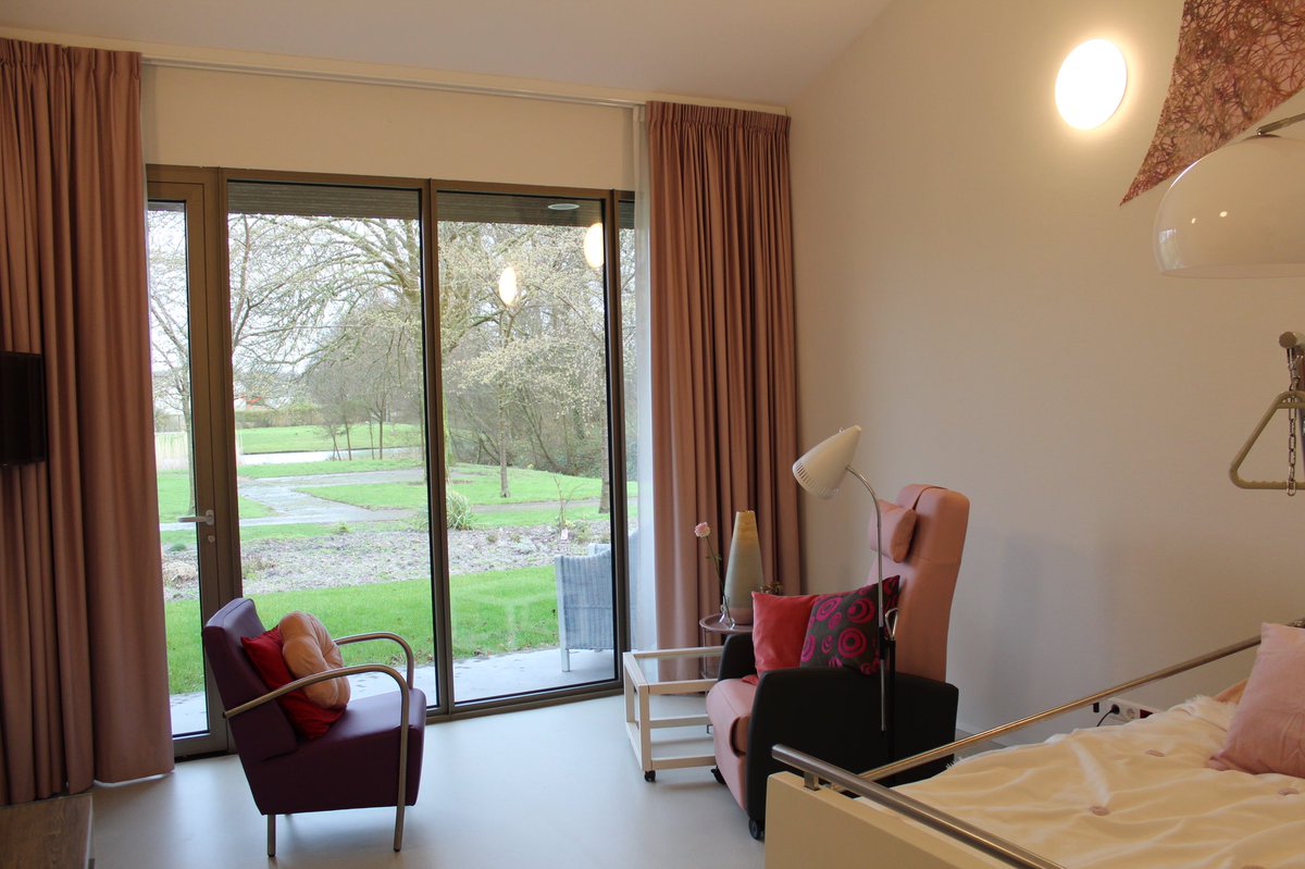 dehekbv's tweet photo. Mooie opening Hospice de Liefde te Rotterdam https://t.co/yP0VF4VXKk