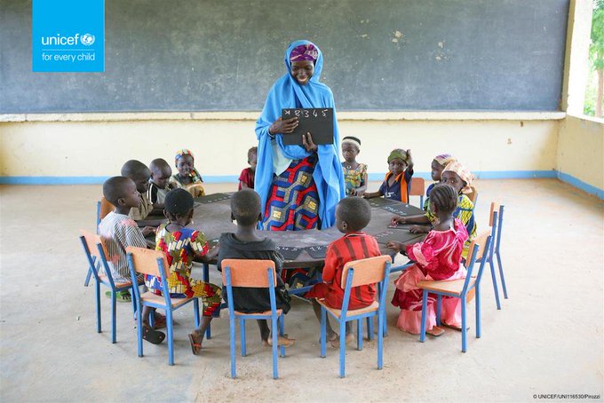 A good teacher is a HERO who can change a child's life. 

#ForEveryChild, a teacher who inspires.🌱 🌻 🌼☀️