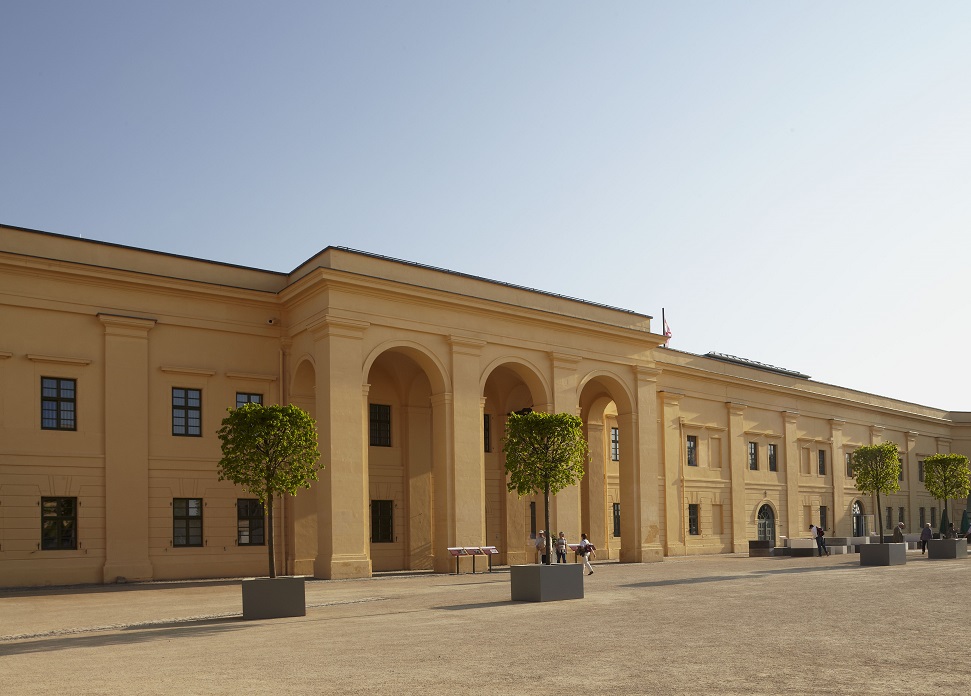 LandesmuseumKO's tweet photo. Ab heute hat die Festung wieder komplett jeden Tag von 10 bis 17 Uhr geöffnet – die Seilbahn fährt! 😊 Teile des Museums befinden sich  noch in der Umbauphase: die Ausstellung "Max Jacoby. Leben und Werk" startet am 21. März, die "Ravensburger Spielewelten" am 5. April. 📅 https://t.co/Y64P2v9Br6