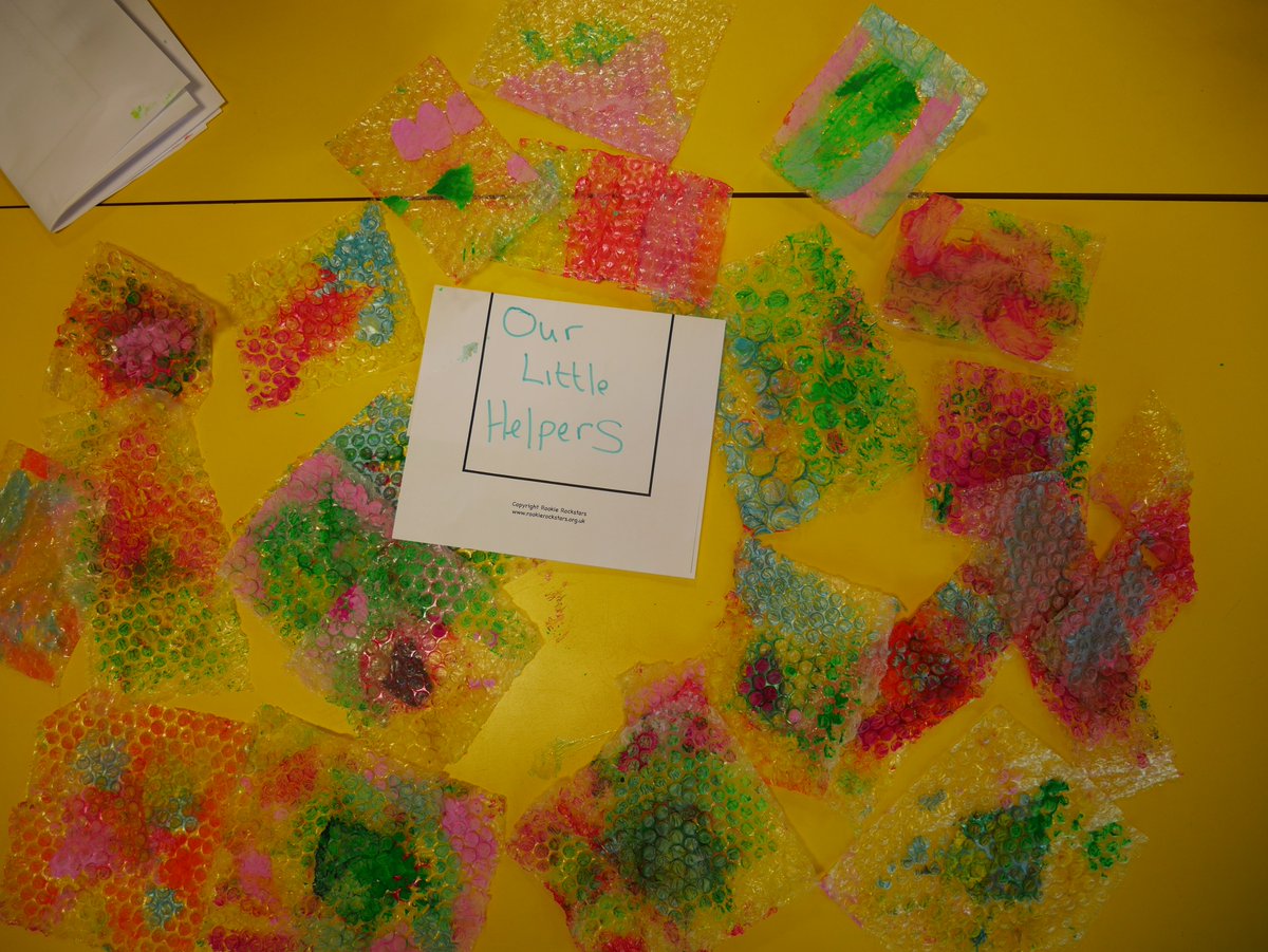 BoghallPSch's tweet photo. Wowee! Well done P2/1 gala day after school club! You all worked super hard on creating these pieces for the float. Looking forward to P3/2's turn this week... #findingnemo #Bathgateprocession @BathgateProc https://t.co/7jdxUfXFrJ