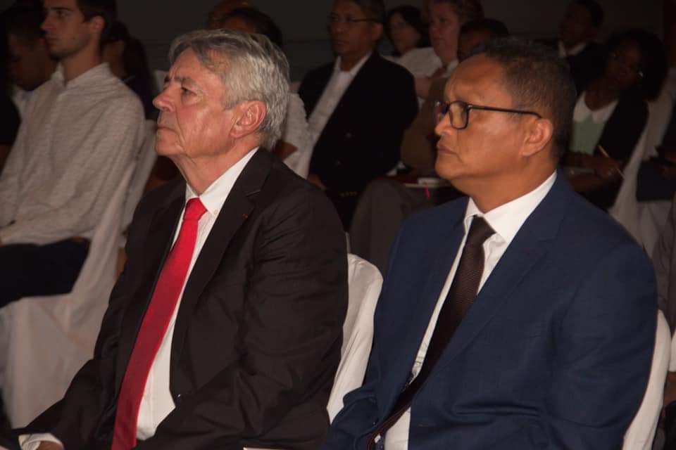 MESupReSMADA's tweet photo. Lancement officiel du projet #Festii coordonné par l'@auf_org et cofinancé par l'@Erasmus+, le Ministère de l‘Enseignement Supérieur et de la Recherche Scientifique #MESRS #Madagascar en promotion des énergies renouvelables.
https://t.co/1jVpAoLK7j https://t.co/QSeIGNOf3T