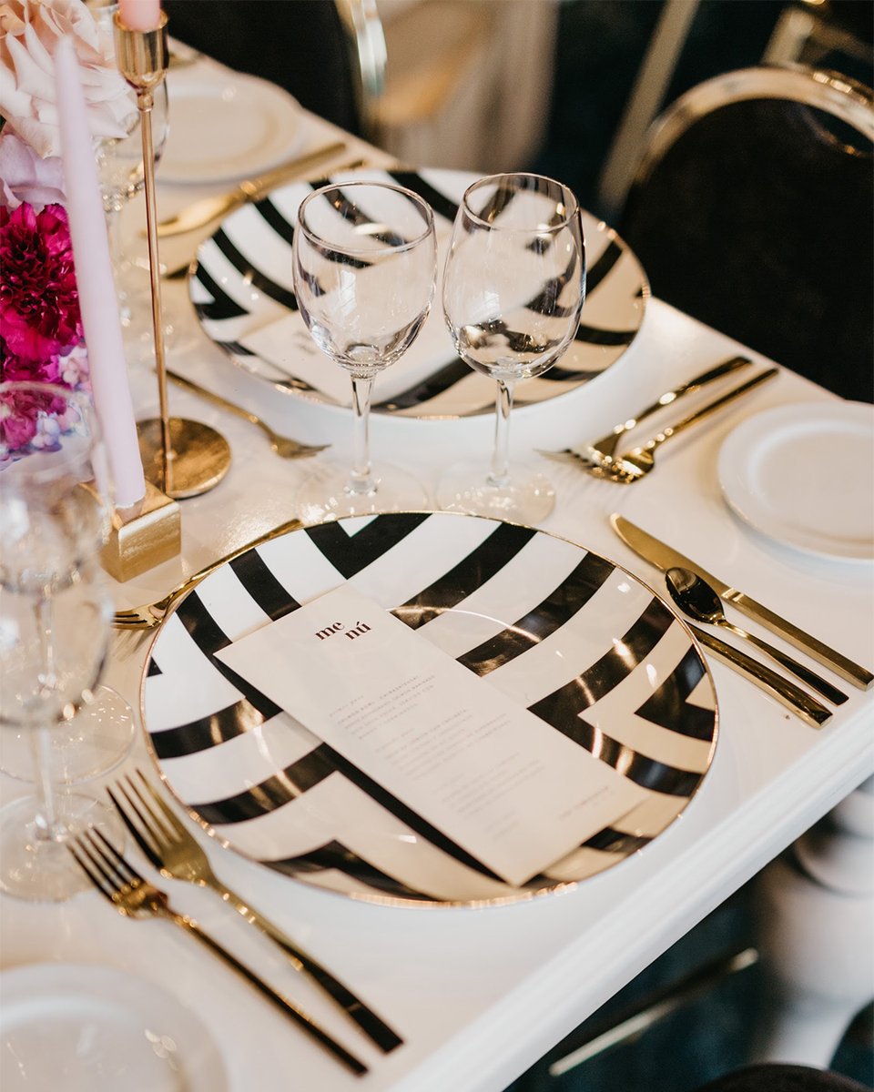 Bodas de Cuento™ tweet media