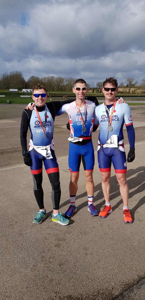runozrun's tweet image. Excellent sprint #duathlon event at #MalloryPark by @RaceRapid in the wind. Nice to take the overall win 🏆 and see some great early season performances from @RAFTriathlon #RAFletes.  

Thanks @RAF_Cosford @RAFCentralFund @PoppyLegion @RAFActiveMag @RAFNewssport @AE_MTS
