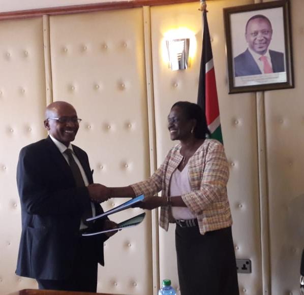 PSSDTransport's tweet image. The official handover of the Principal Secretary&apos;s office. We say kwaheri and thank you to the former PS @EstherKoimett for your good leadership.  To our new PS Solomon Kitungu, karibu sana! @TransportKE
