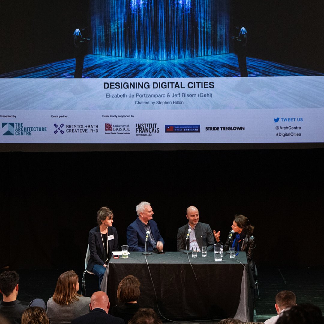 DesignWest1's tweet photo. A couple of snaps of our February talk, Designing Digital Cities. 

📸 @ValenieceStudio https://t.co/vukeSQY6ep