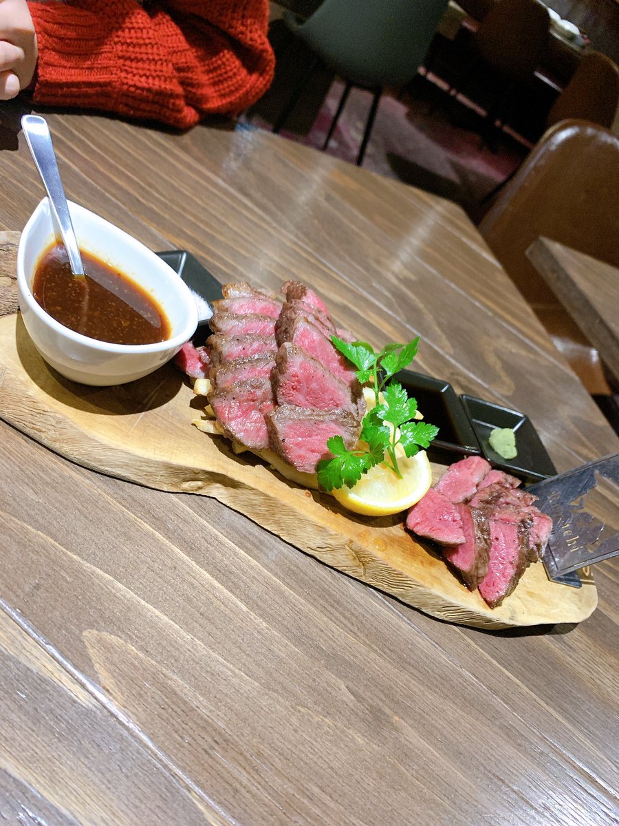 shogo02201's tweet photo. バイト先でご飯食べてきた😊
載せきれないけど美味しかった😊😊 https://t.co/rZh3RxbNFr