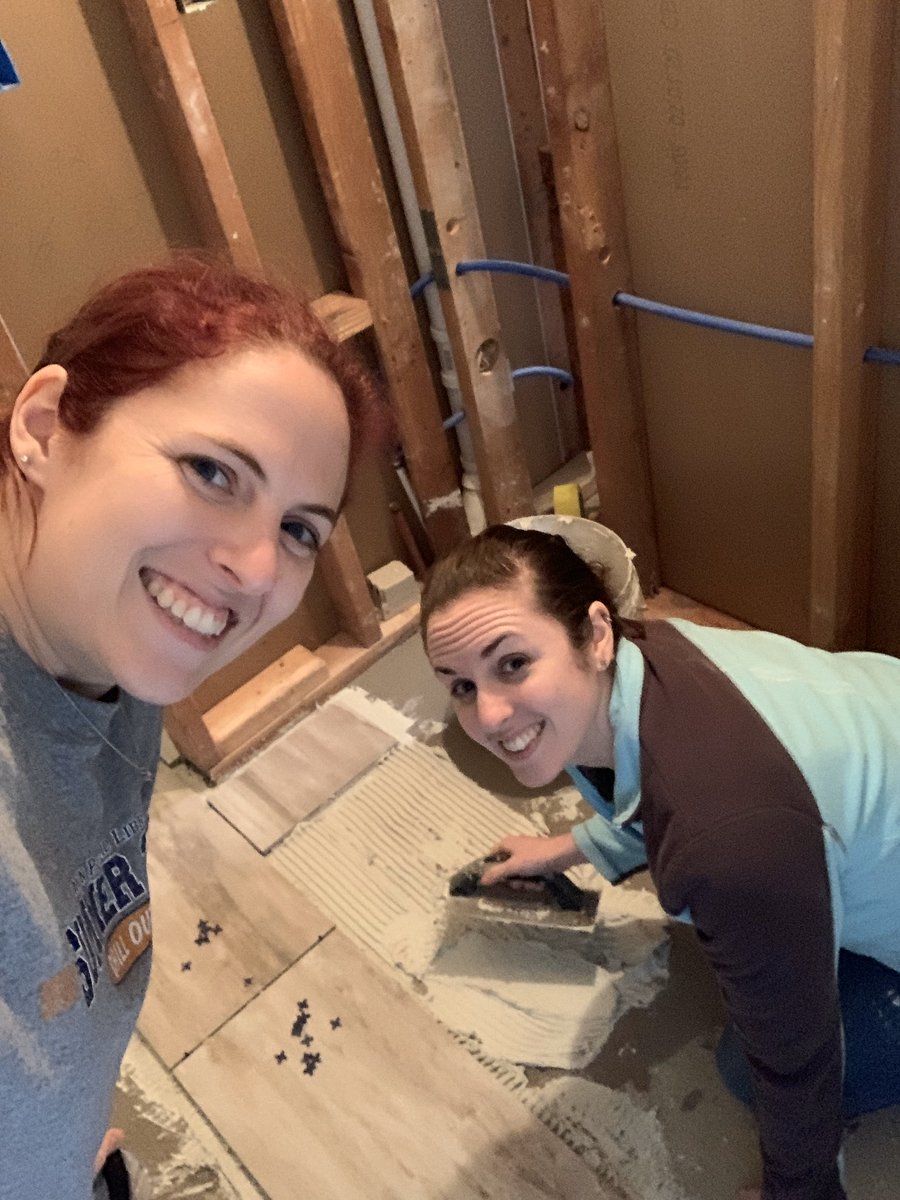 JessicaSRealtor's tweet photo. Tile at the new place. Should be grouting in a couple days! https://t.co/Na6PU8uhDh