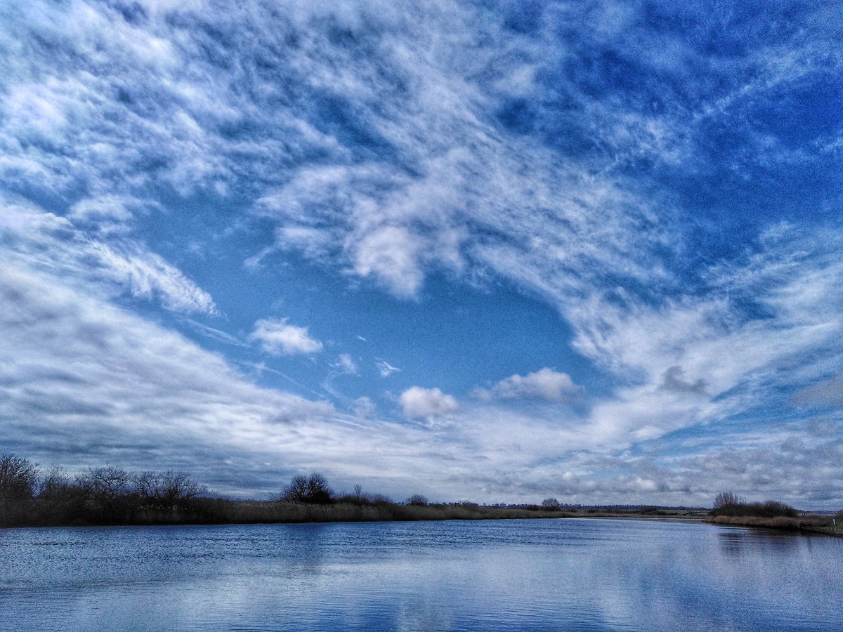 Cantley, norfolk
<a href="/itvanglia/">ITV News Anglia</a> <a href="/BBCWthrWatchers/">BBC Weather Watchers</a> <a href="/StormHour/">#StormHour</a> <a href="/metoffice/">Met Office</a> #ballsphotos