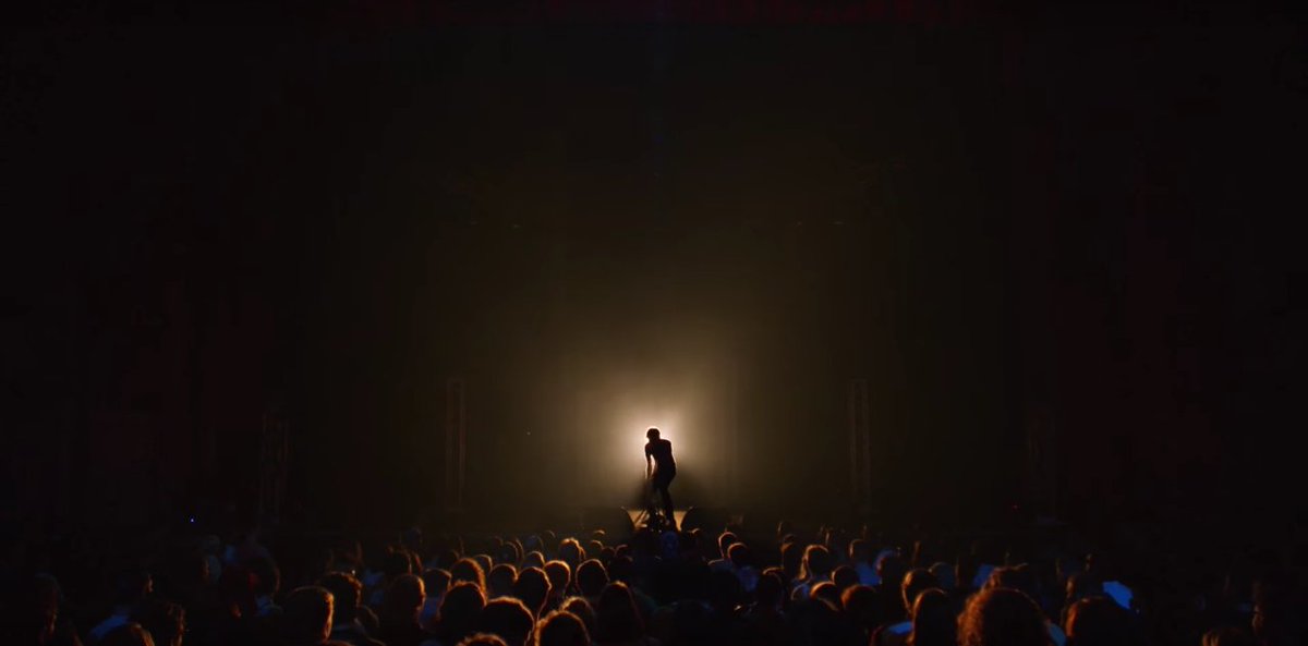 OnePerfectShot's tweet photo. BO BURNHAM: MAKE HAPPY (2016) 

Cinematography by Andrew Wehde
Directed by Bo Burnham, Christopher Storer
Explore more shots in our database: https://t.co/Vgw9vZLjuF https://t.co/OjlCNHGzZs