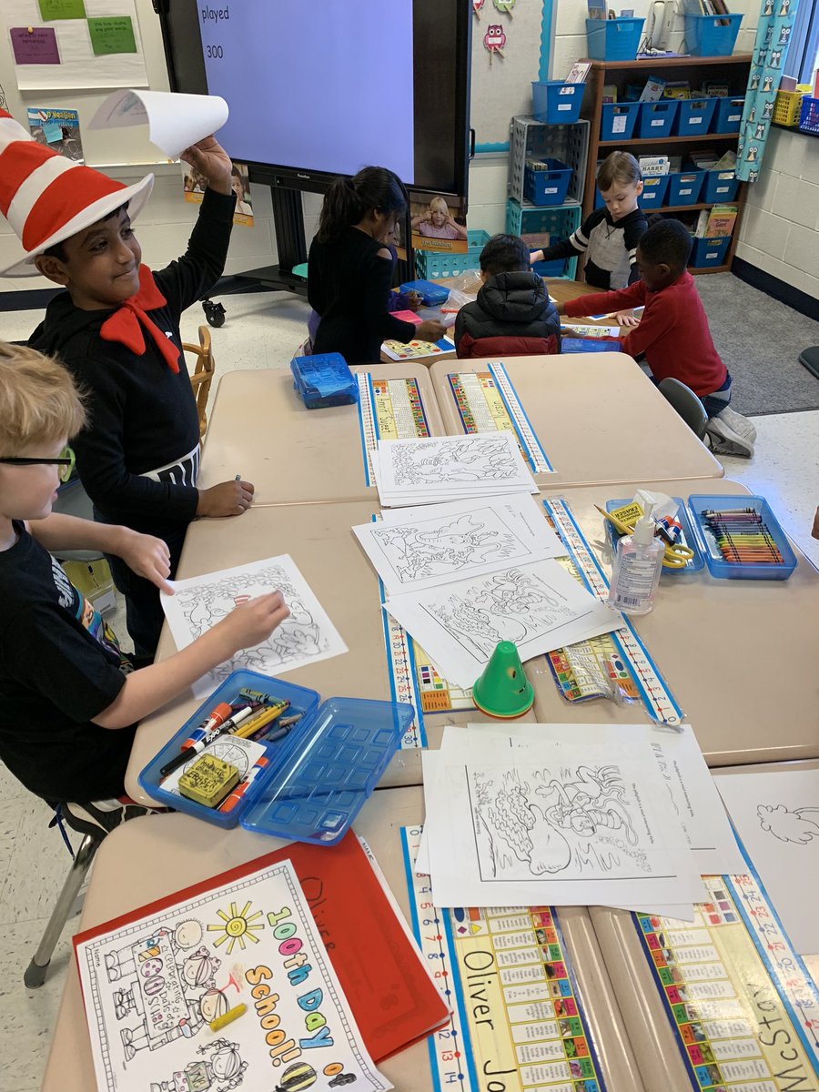 MsCurleysClass's tweet photo. Fun Dr. Seuss Centers ! @RLCPrincipal @RLC_Coyotes #RLC20 https://t.co/mUTatVV3Dt