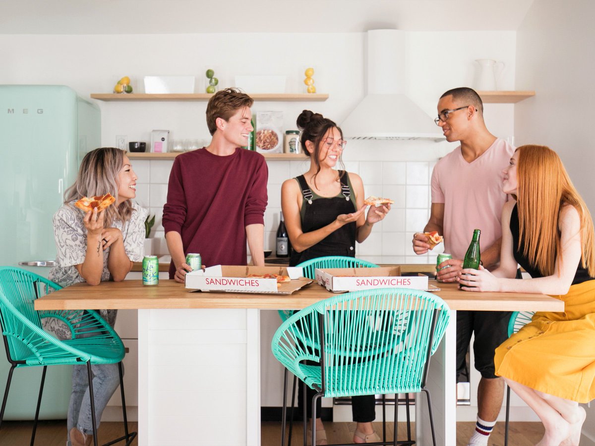 SO_pr's tweet photo. Say goodbye to painful roommate hunting, impersonal neighbours, and endless utility bills! Co-living is coming to Canada thanks to @NodeLiving, a world leader in creating communities. Here’s how we helped Node make BIG news in the Canadian market https://t.co/XrjCxqfSr1 https://t.co/YzOyW0v3F3