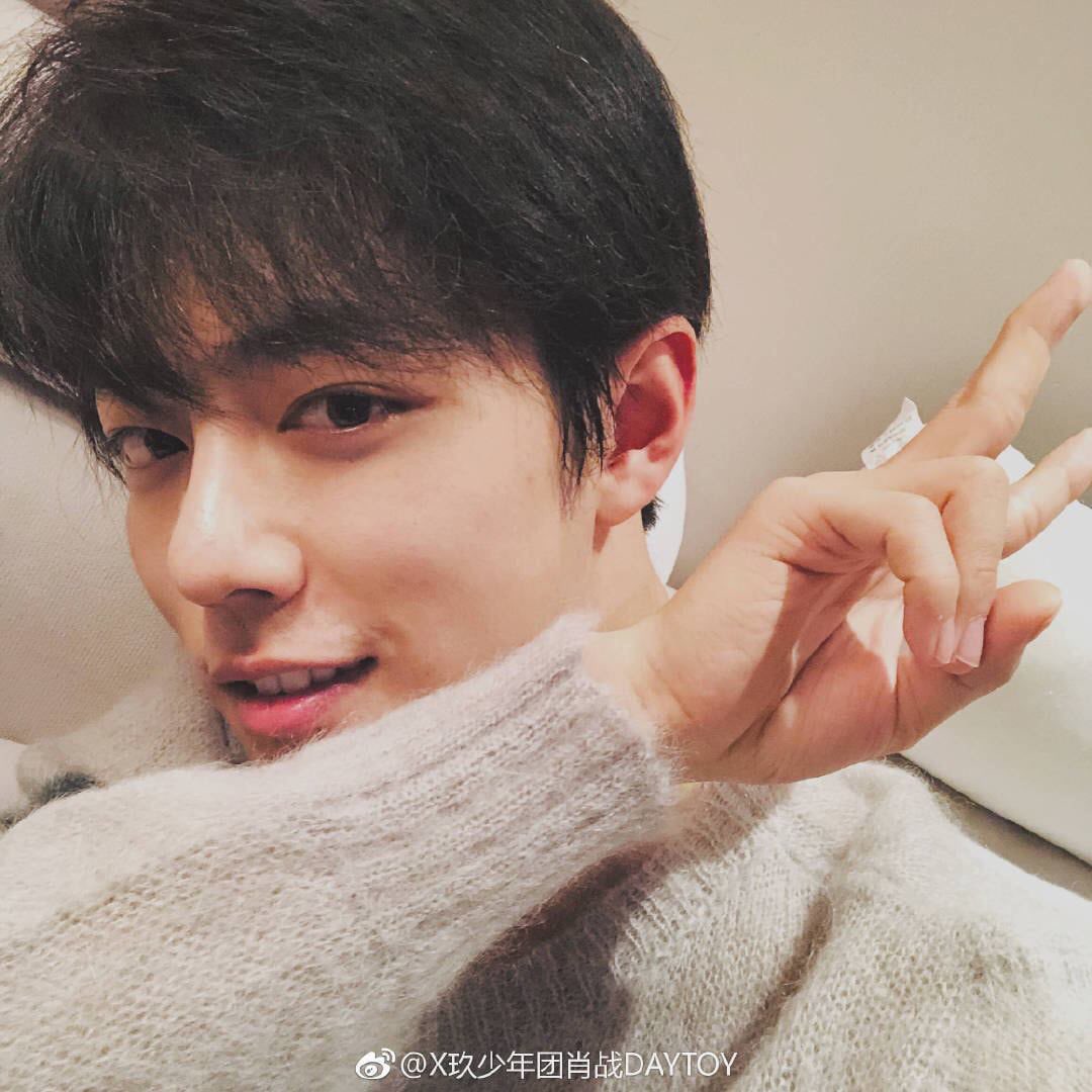 OriNguyn6's tweet photo. Bao giờ mới ổn, bao giờ mới lại có thể thấy anh!! https://t.co/i3Pe9Y6qKF