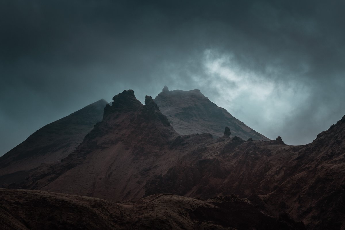 WHAT'S LEFT OF THE DAY
– Iceland
northlandscapes.com/portfolio/land…
@paperjournalmag