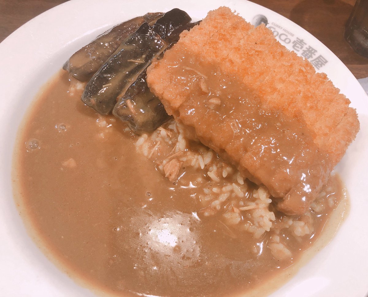 零おすすめカレー食べました 紙パックのイラスト