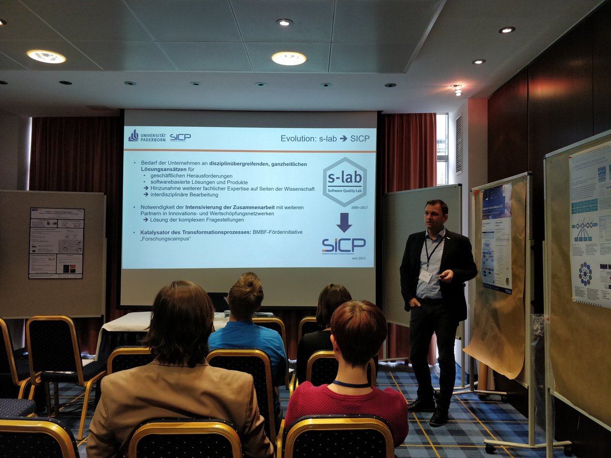 stsauer13's tweet image. #seFIT20 #SoftwareEngineering #Forschung–#Innovation –#Transfer Retrospektive 3: Mein Vortrag behandelt die Evolution vom @SoftwareQLab zum @SICPaderborn: #interdisziplinäres, #trianguläres #Innovationssystem, #Forschungscampus, #Organisationsentwicklung. #SE20 #SE2020 @seconf20
