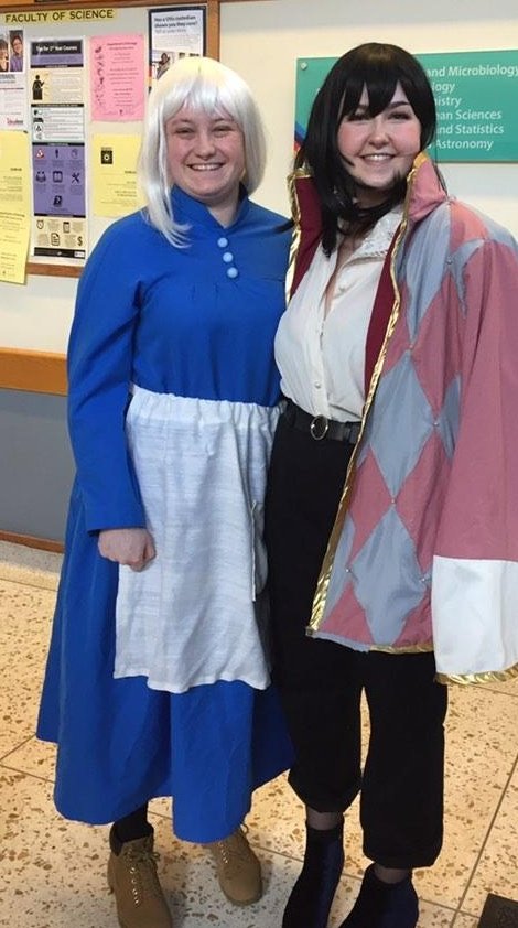 Iceychii's tweet photo. Sophie cosplay featuring the wonderful Howl cosplayer I met at #TsukinoCon #StudioGhibli https://t.co/W5NLSJLdFR