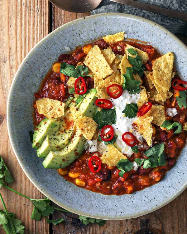 Bock auf Netflix und Chili?😏🔥 Dann gönn dir unser Chili sin Carne!🌶️ sharing.kptncook.com/KOfldB6uw4

#chilisincarne #vegetarianchili #vegetarianmeals #vegetarianrecipe #vegetarianeats #vegetariancooking #vegetarians #vegetarianmeal