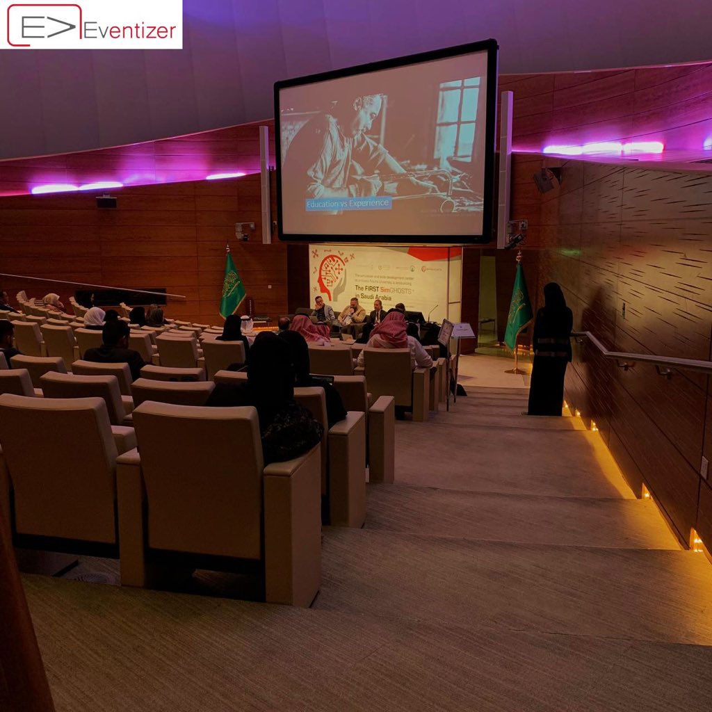 Evtizer's tweet photo. تضمن المؤتمر عدة ورش عمل ومحاضرات قدمها نخبة من أخصائيي تقنيات #المحاكاة على مدار ثلاث أيام
#simulation #pnu #kaauh https://t.co/6HEmxc7wBQ