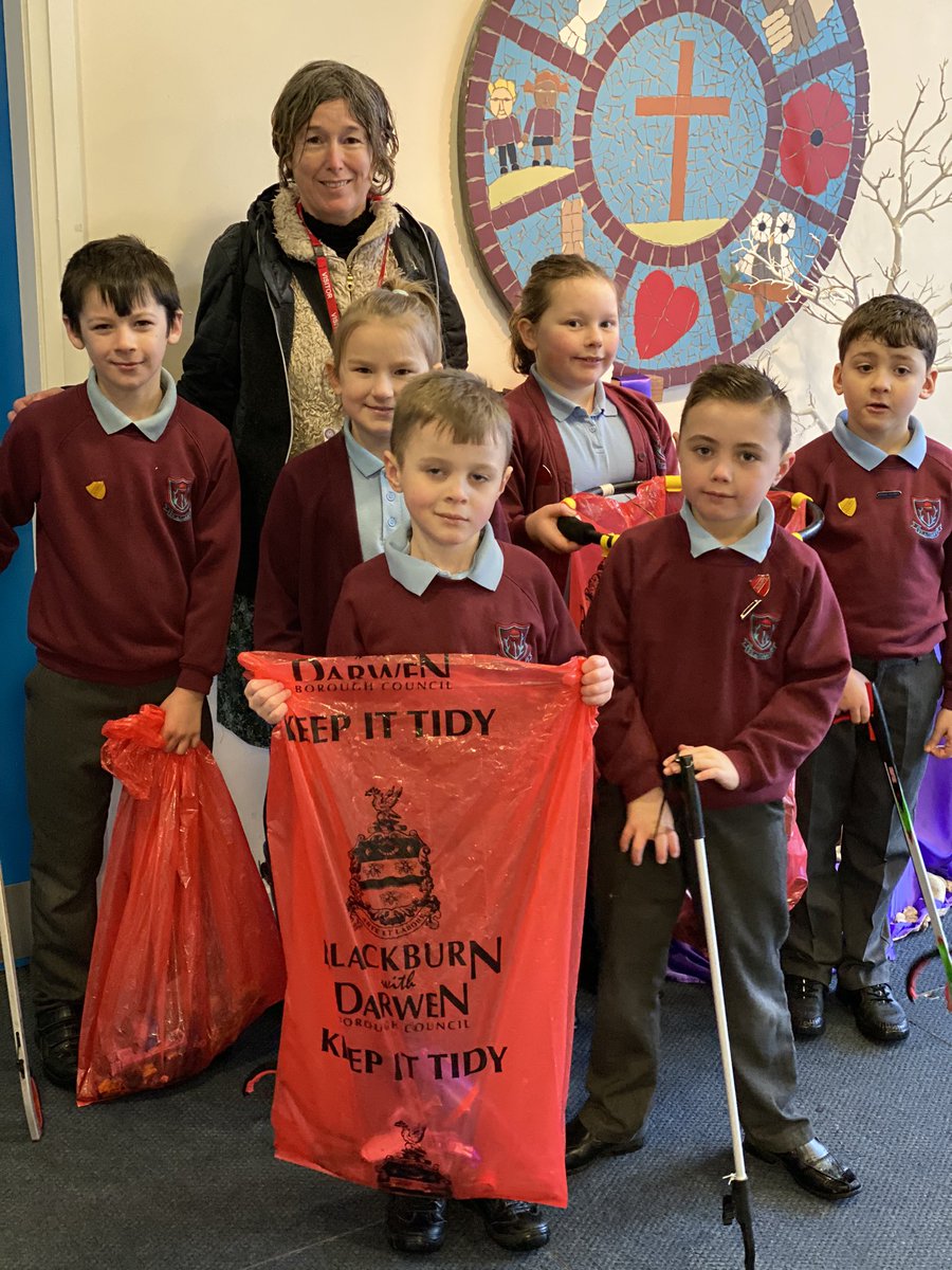 staidansbburn's tweet photo. Our school councillors have been out this morning helping to keep Blackburn tidy! Thank you Heidi for coming to lead our assembly today. @BlackburnTidy https://t.co/ffRd6MdYp9