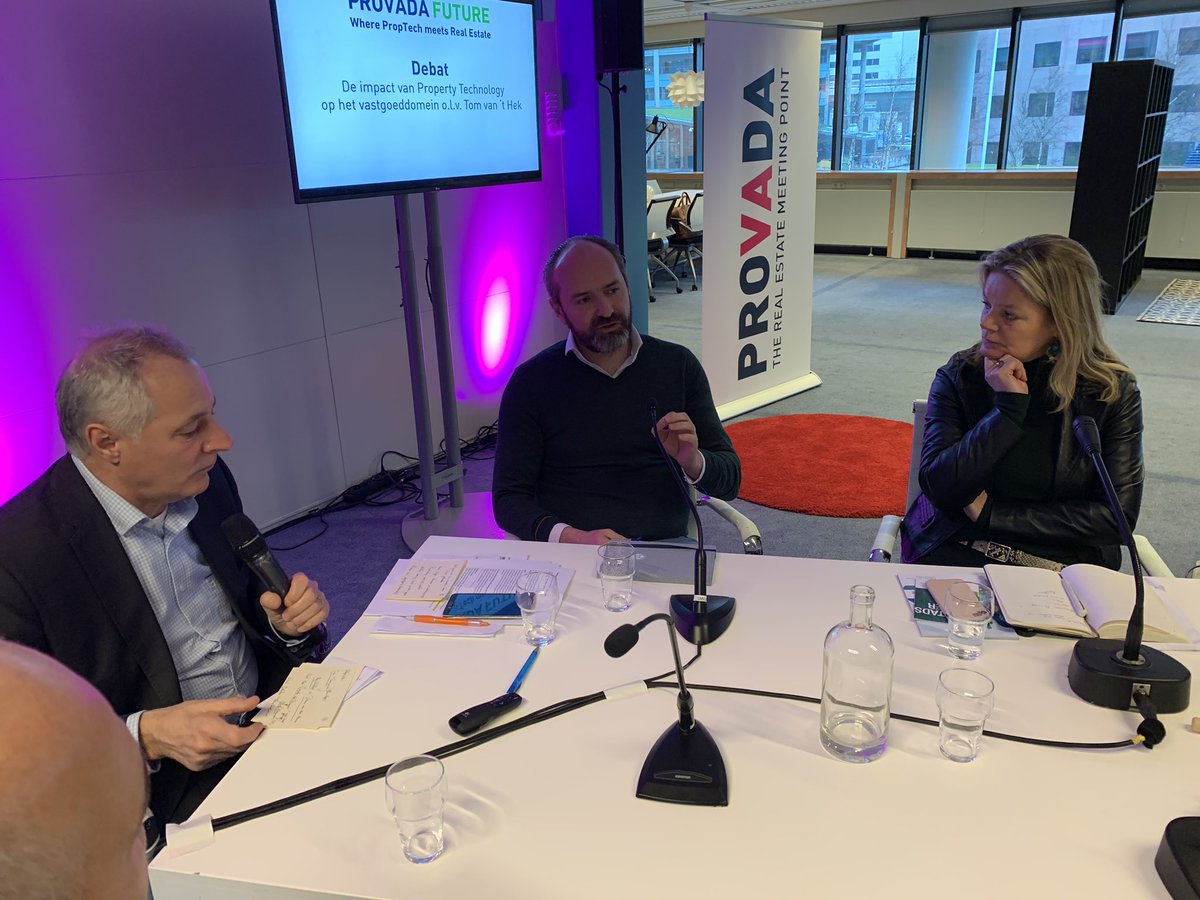 fmlengers's tweet image. Wat een leuke gasten aan tafel bij Tom van t Hek. Goed gesprek @PROVADAre . Dank jullie wel  @VORMHolding @syntrusvastgoed @getofficeapp @ParkBee_NL @BeingDevelopmnt HealthyWorkers