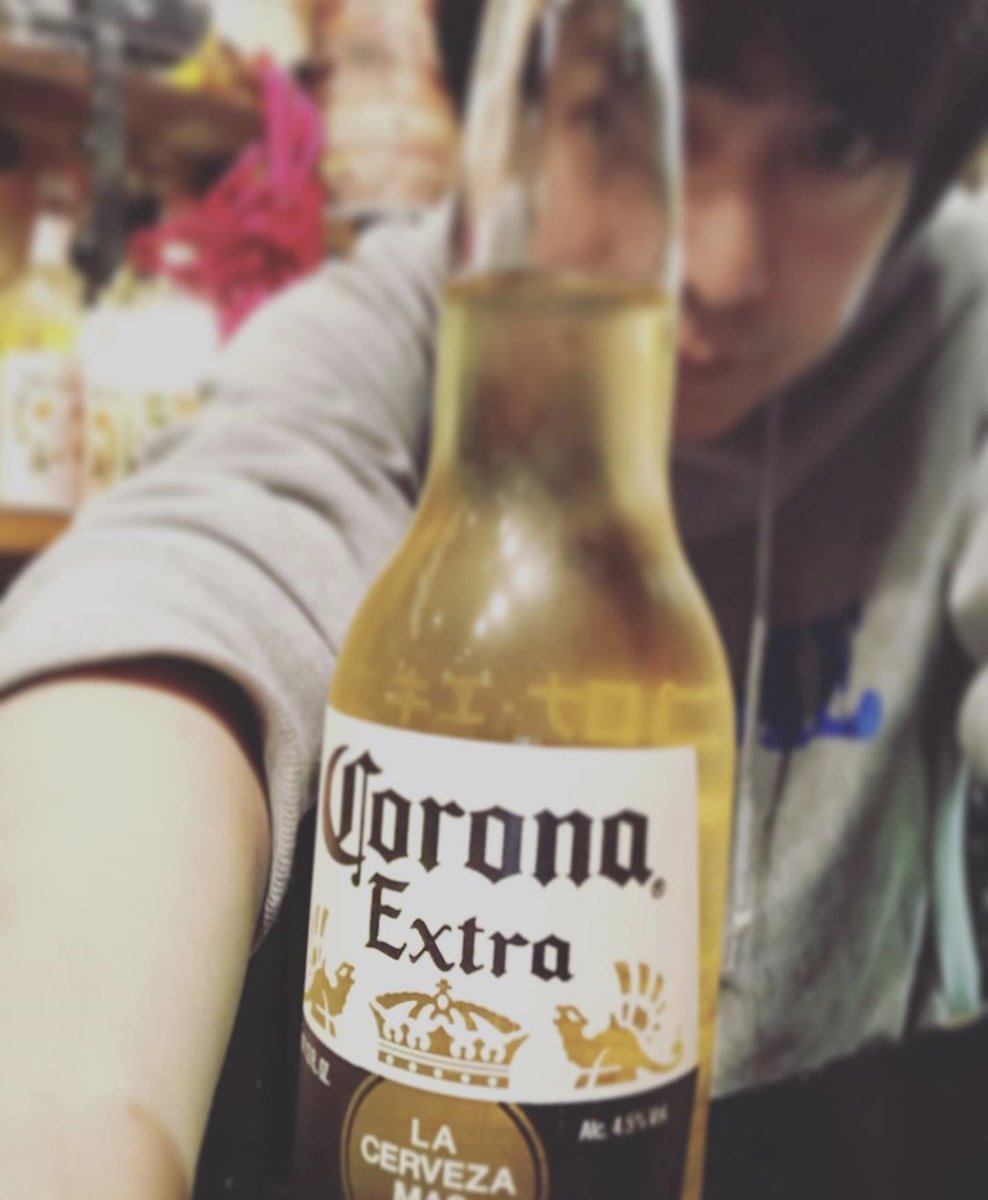 GoodiesPB's tweet photo. Plan-Bar Goodies
18時オープンです。

コロナ飲も！

定休日は
毎週火曜日

#planbargoodies #渋谷 #shibuya #百軒店 #bar #ノーチャージ #NoCharge #焼酎 #芋焼酎 #麦焼酎 #栗焼酎 #泡盛 #梅酒 #果実酒 #ラム酒 #カクテル #和食 #韓国料理 #深夜食堂 #餃子 #カレー https://t.co/fyyO3Ffmf8