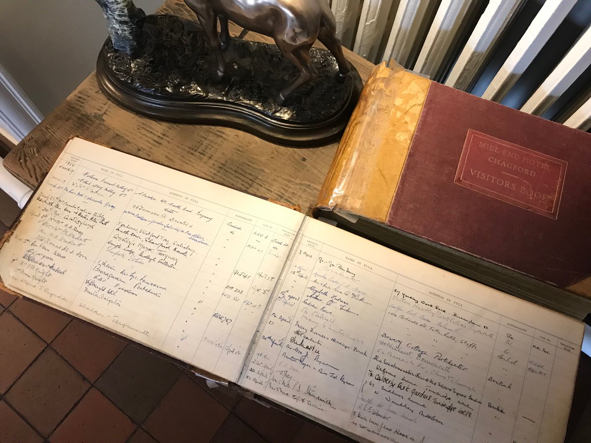 millenddevon's tweet image. Our Visitor Book dates back to 1950.

That's  A LOT of great reviews!!

#hotelreviewsdevon #visitorbook #chagfordhistory #chagford #devonhistory #devon #dartmoorhistory #dartmoor #devonhotel #chagfordhotel #dartmoorhotel