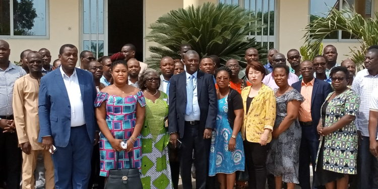24Heureinfo's tweet photo. #Togo : #APRODAT planifie ses activités de 2020
https://t.co/R6j9AfyRkt
#Tginfo #24heureinfio @TgAgropoles https://t.co/cRHDhf5Pgx
