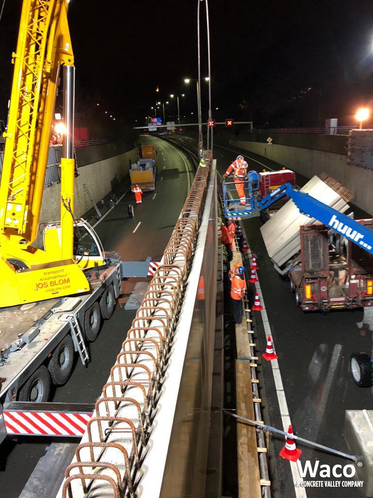Waco (@waco_cv) on Twitter photo Mooi vakwerk🤩Afgelopen weekend zijn de prefab betonnen midden wanden voor de overkluizing van de A12 geleverd en met succes geplaatst door <a href="/GebrSchoulsBV/">Gebr Schouls BV</a>. Volgende fase is het aanbrengen van de brugliggers. bit.ly/3alqrcc 📍Den Haag Mooi vakwerk🤩Afgelopen weekend zijn de prefab betonnen midden wanden voor de overkluizing van de A12 geleverd en met succes geplaatst door <a href="/GebrSchoulsBV/">Gebr Schouls BV</a>. Volgende fase is het aanbrengen van de brugliggers. bit.ly/3alqrcc 📍Den Haag
